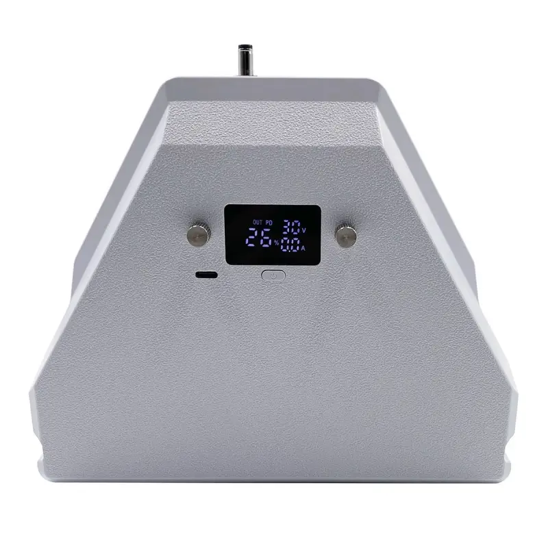 Kompaktes All-in-One-Batteriepaket für Starlink Mini